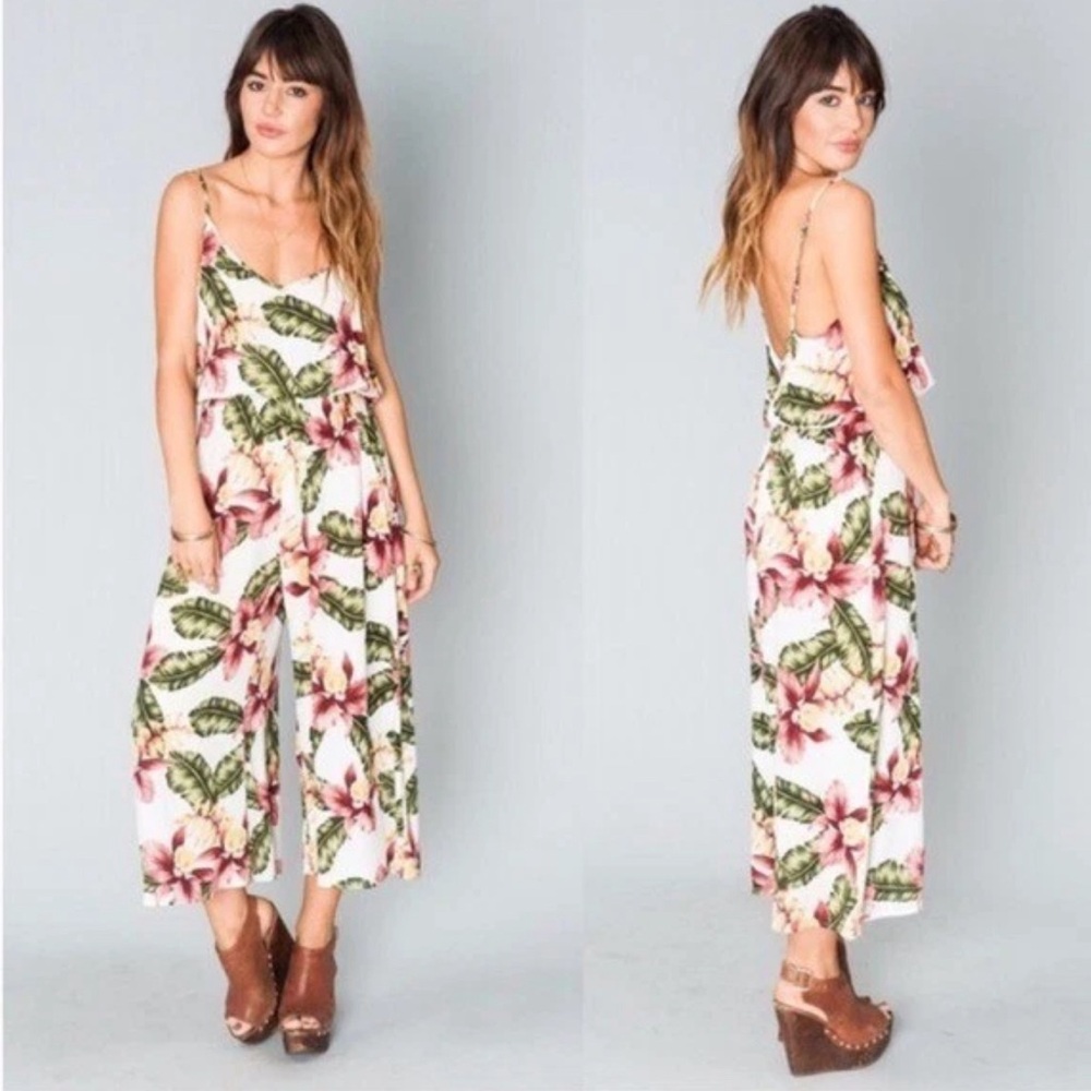 Show me your MuMu Floral Print Jumpsuit EUC Sz small